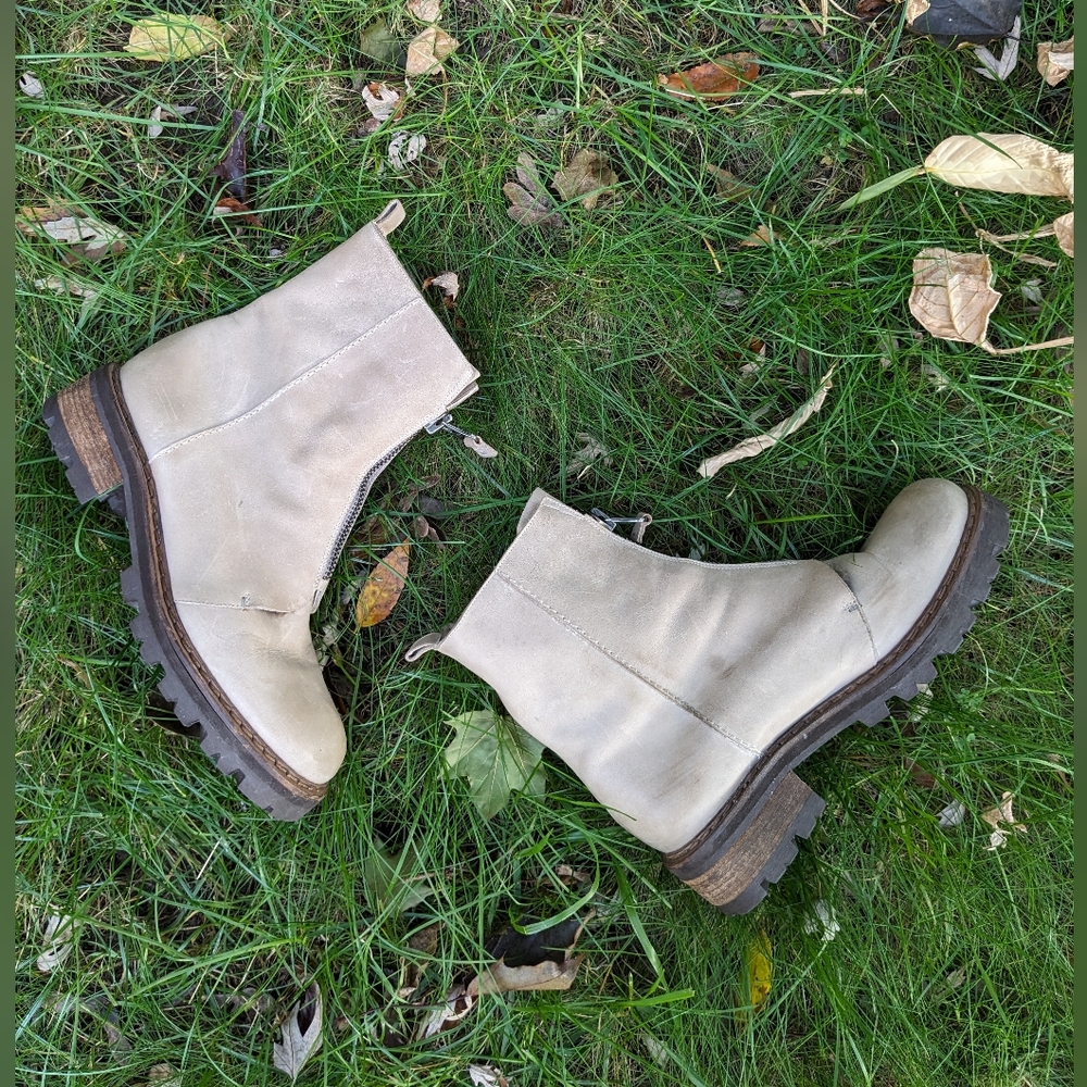 Henry Beguelin Zip Front Boots Light Tan Combat Boots Org $500